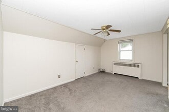 30 Hendrickson Ave in Bellmawr, NJ - Building Photo - Building Photo