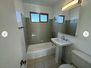 7205 Fountain Ave in Los Angeles, CA - Foto de edificio - Building Photo