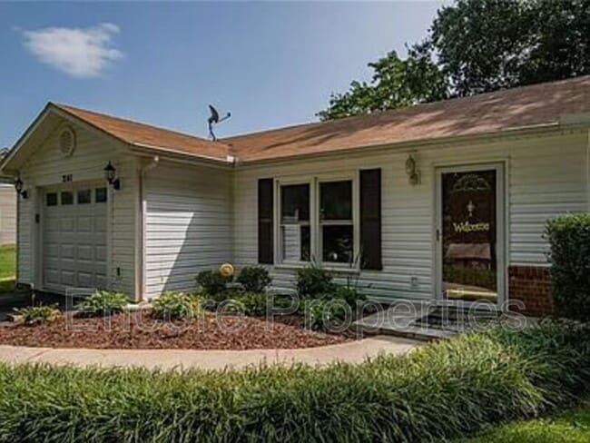 2141 Stonehaven Rd in Kernersville, NC - Building Photo - Building Photo