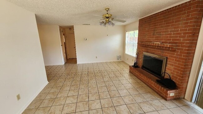 8511 Woodstone Dr in Austin, TX - Building Photo - Building Photo