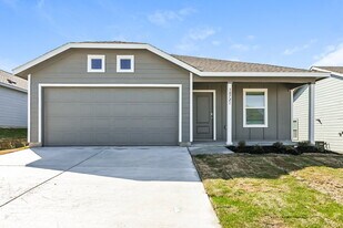 10721 Revolver Dr in Fort Worth, TX - Building Photo