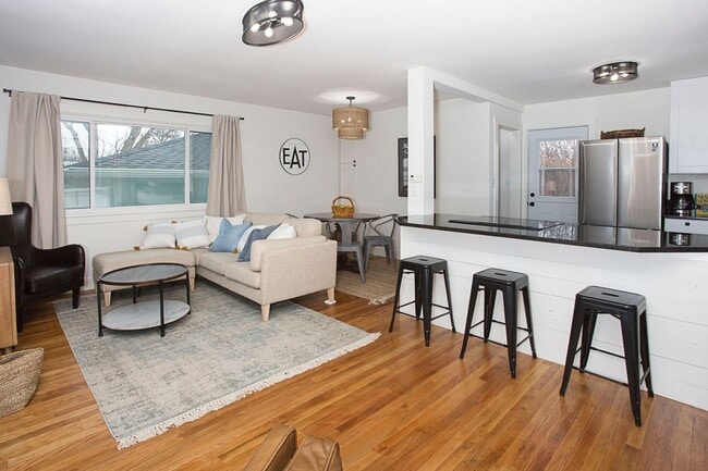 property at 2613 Missouri St