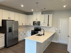 9233 Magellan Pkwy in Glen Allen, VA - Building Photo - Building Photo