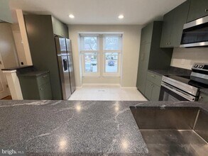 1195 Palmwood Ct in Arnold, MD - Building Photo - Building Photo