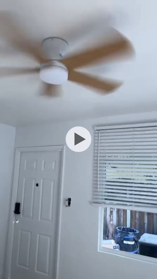 1345 NE 5th Terrace in Fort Lauderdale, FL - Building Photo - Building Photo