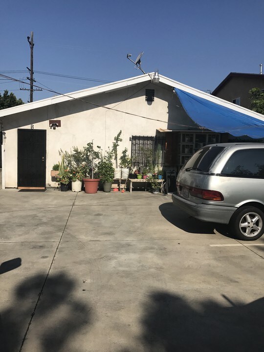 Los Angeles Duplex in Los Angeles, CA - Building Photo