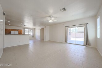 16925 W Nottingham Way in Surprise, AZ - Building Photo - Building Photo