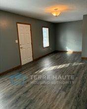 2300 Spruce St in Terre Haute, IN - Foto de edificio - Building Photo