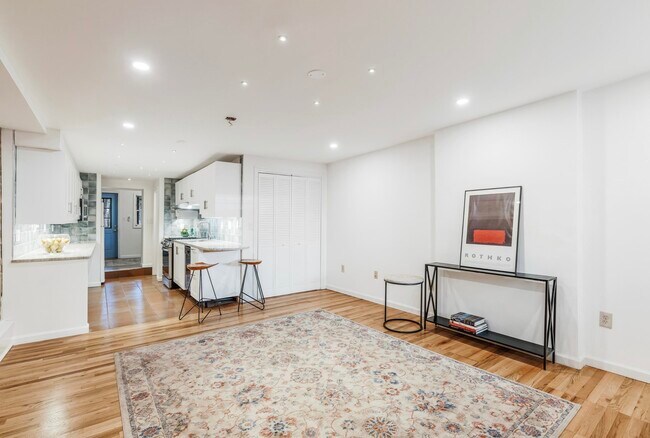 209.5 4th St in Jersey City, NJ - Building Photo - Building Photo