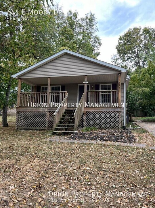644 E Moody Dr in Bloomington, IN - Building Photo