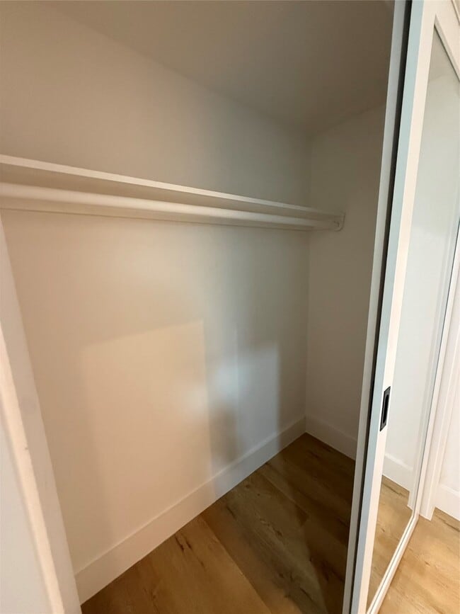 1118 Wyoming St in San Antonio, TX - Foto de edificio - Building Photo