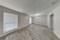 16935 Kilwinning Dr photo'