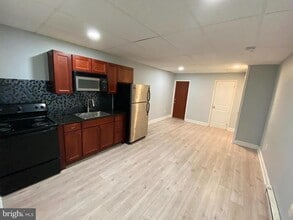 1843 Frankford Ave in Philadelphia, PA - Building Photo - Building Photo