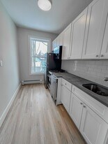 324-326 Washington Ave in Kingston, NY - Building Photo