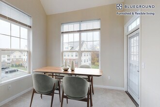 40 Riverpath Dr in Framingham, MA - Building Photo - Building Photo