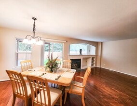 8306 Putters Ct in Arlington, WA - Building Photo - Building Photo