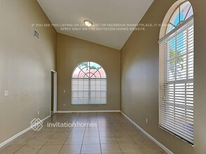 7729 Thornlee Dr in Greenacres, FL - Building Photo - Building Photo