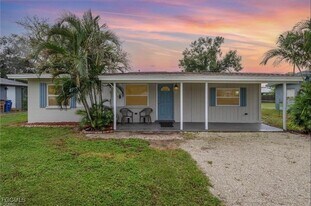 12937 Fourth Street Unit in Ft. Myers, FL - Building Photo