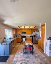 185 Deanna Way in Henderson, NV - Building Photo - Building Photo