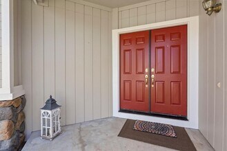 7313 Rasmussen Way in Rohnert Park, CA - Building Photo - Building Photo