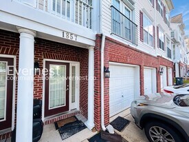1857 Cedar Cove Way in Woodbridge, VA - Building Photo