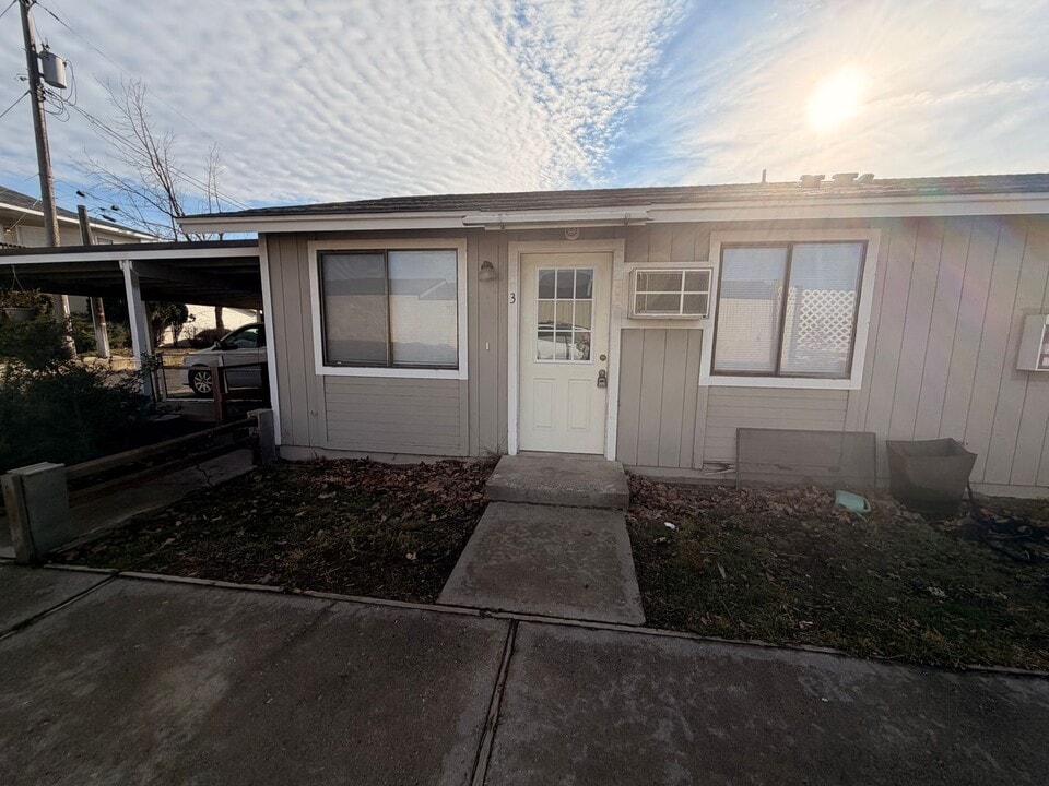 520 N Walker St in Medical Lake, WA - Building Photo