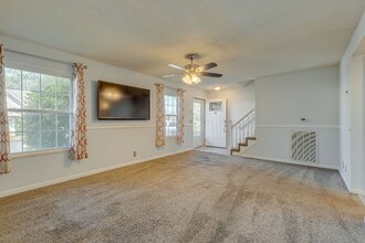 3880 Priest Lake Dr in Nashville, TN - Building Photo - Building Photo