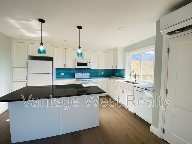 property at 17181 Juniper Cove Rd