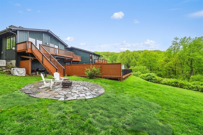 property at 8 Sky Dr