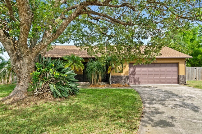 2539 Fulton Ct in Melbourne, FL - Building Photo - Building Photo