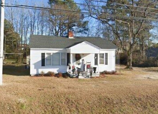 property at 1929 Black Creek Rd SE