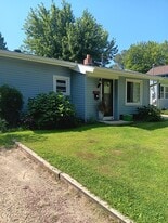 1821 Sheridan St in Madison, WI - Building Photo