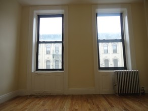 1318 Halsey St in Brooklyn, NY - Building Photo - Building Photo