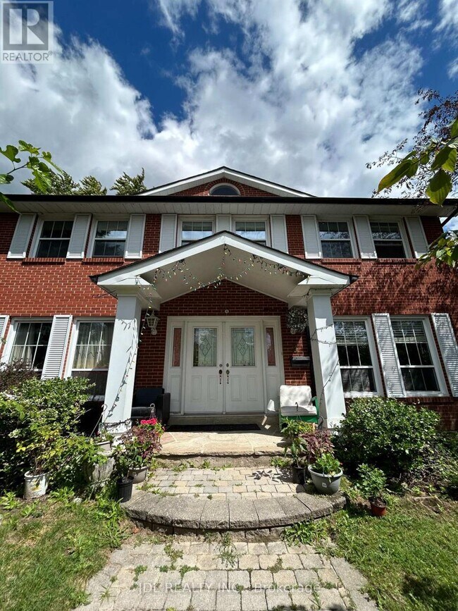 property at 3 Butterfield Dr