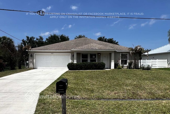 property at 2321 SW Kent Cir