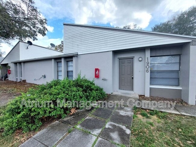 property at 1906 Crystal Grove Dr