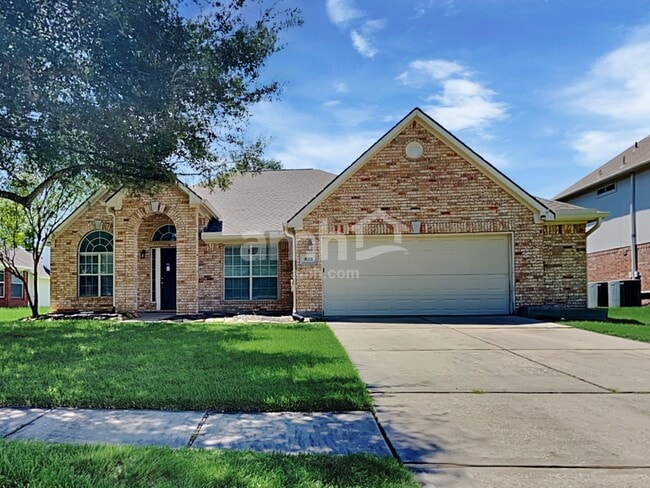802 Cherry Blossom Dr