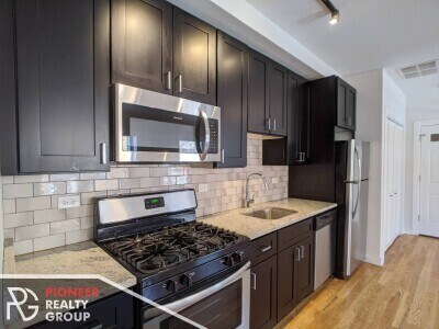 4628 N Leavitt St, Unit 3