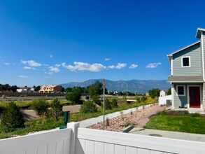 5235 Aeroglide Lp in Colorado Springs, CO - Building Photo - Building Photo
