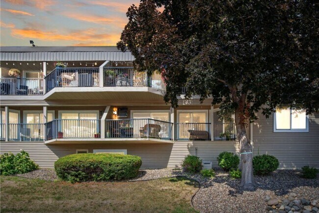 6201 St Croix Trail N in Stillwater, MN - Building Photo - Building Photo