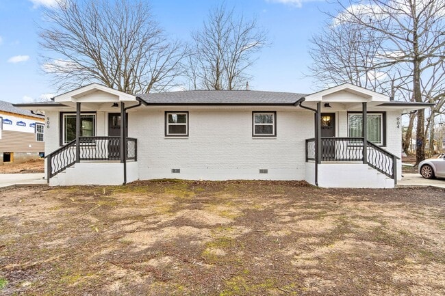 property at 904 Richardson St