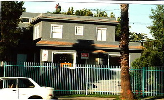 1035 Pacific Ave in Long Beach, CA - Building Photo