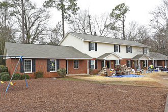 Warm Springs Apartments in Warm Springs, GA - Building Photo - Building Photo