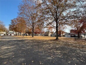 303 Barberry Pl in Canton, GA - Building Photo - Building Photo
