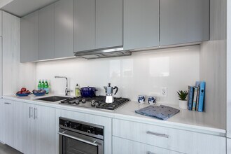 5 MLK in Portland, OR - Building Photo - Interior Photo