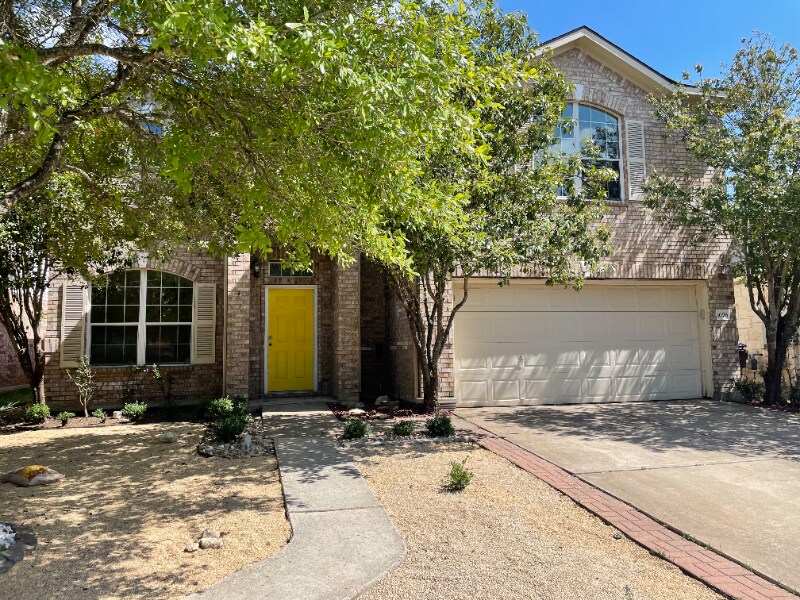 1076 Zeus Cir in Round Rock, TX - Building Photo