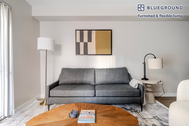 526 Yale Ave N in Seattle, WA - Building Photo - Building Photo