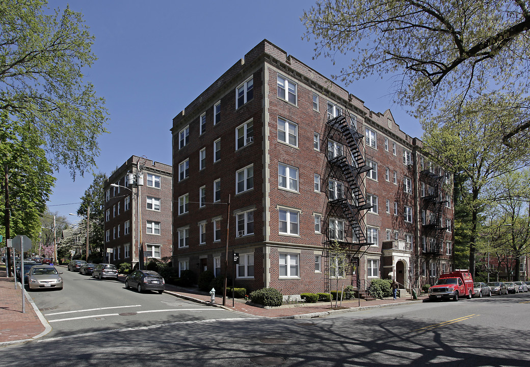 15 Linnaean St. / 6-10 Agassiz St. in Cambridge, MA - Building Photo