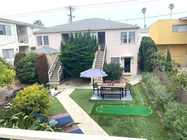 property at 1044 14th St