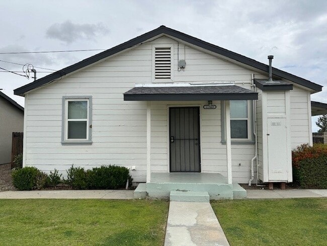 property at 11940 Rosedale Hwy